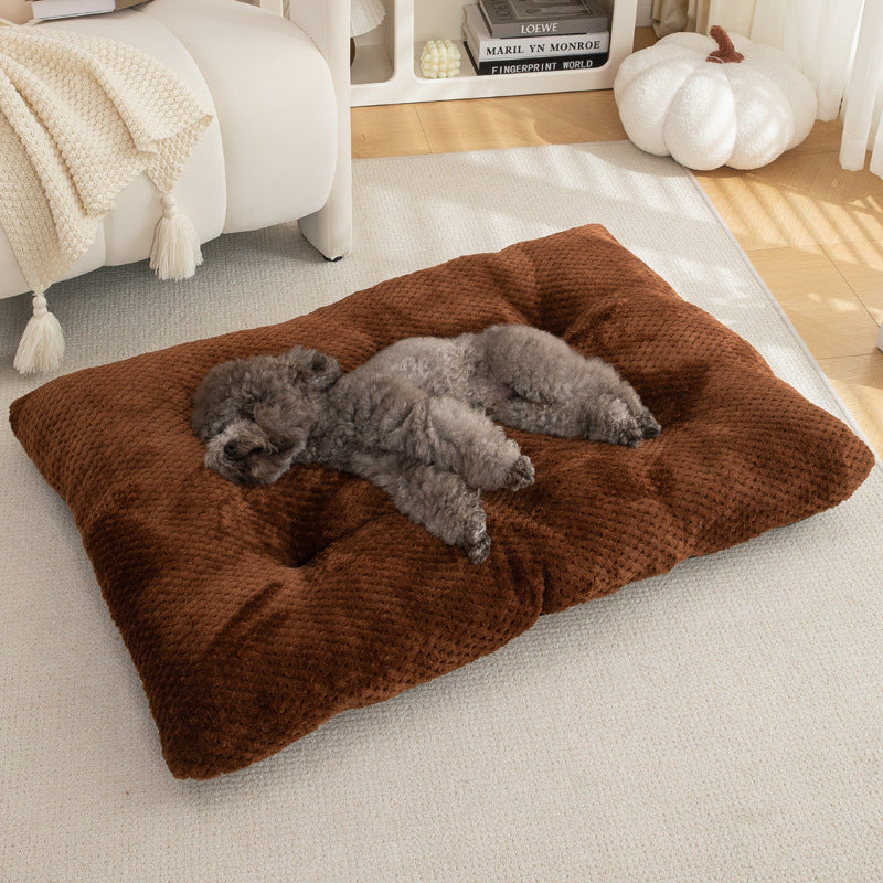 Warm Comfortable Cat Nest