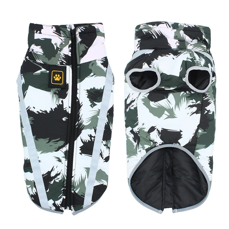Camouflage mesh dog coat jacket with zipper and reflective strips for pet comfort and safety